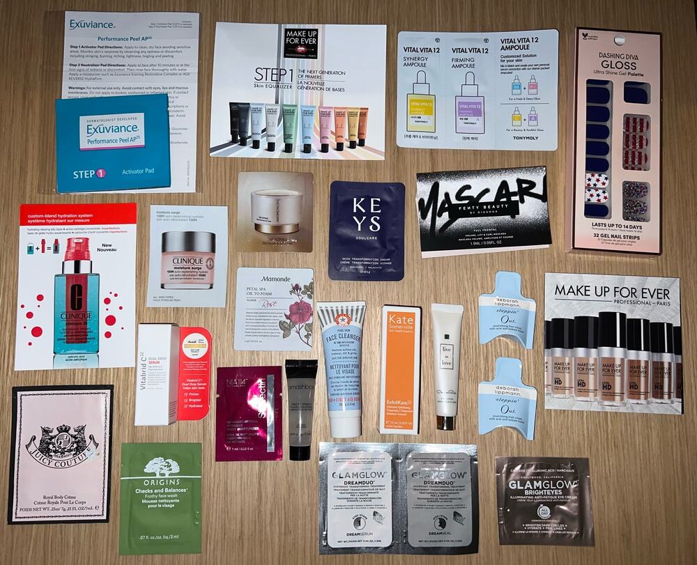 Lot Of 24x Cosmetic Samples Cover Clinique Fenty Origins GlamGlow Juicy & More